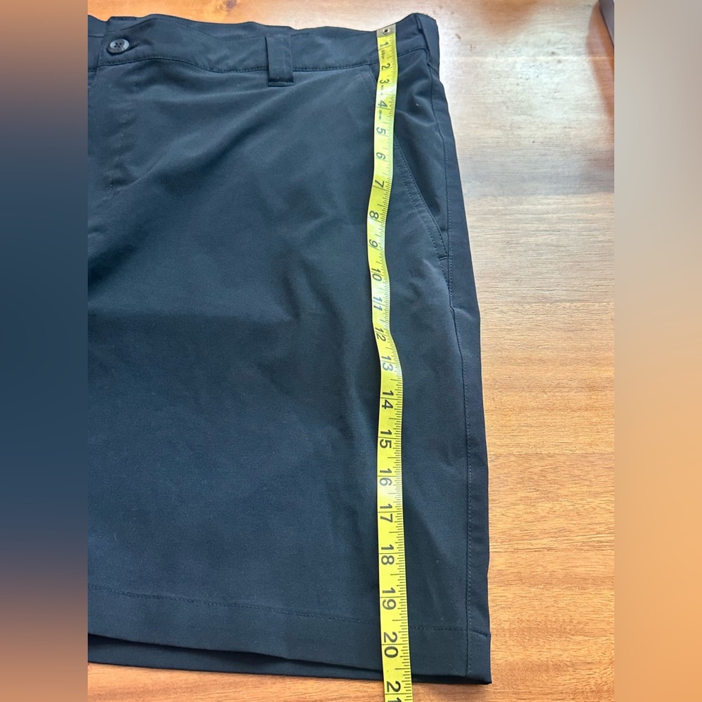 Columbia PFG Omni Shield Cargo Fishing Shorts Men’s 42 Black - Picture 9 of 10